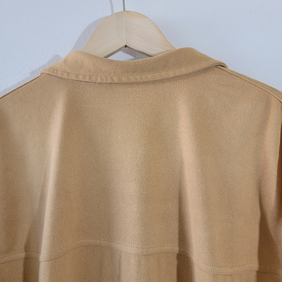Kathy Ireland Tan Soft Suede Button-Up Shirt Sz M 3/4 Sleeve Academia Minimalist - Picture 7 of 11